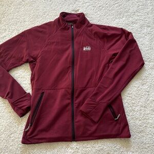 REI women’s lightweight insulated jacket